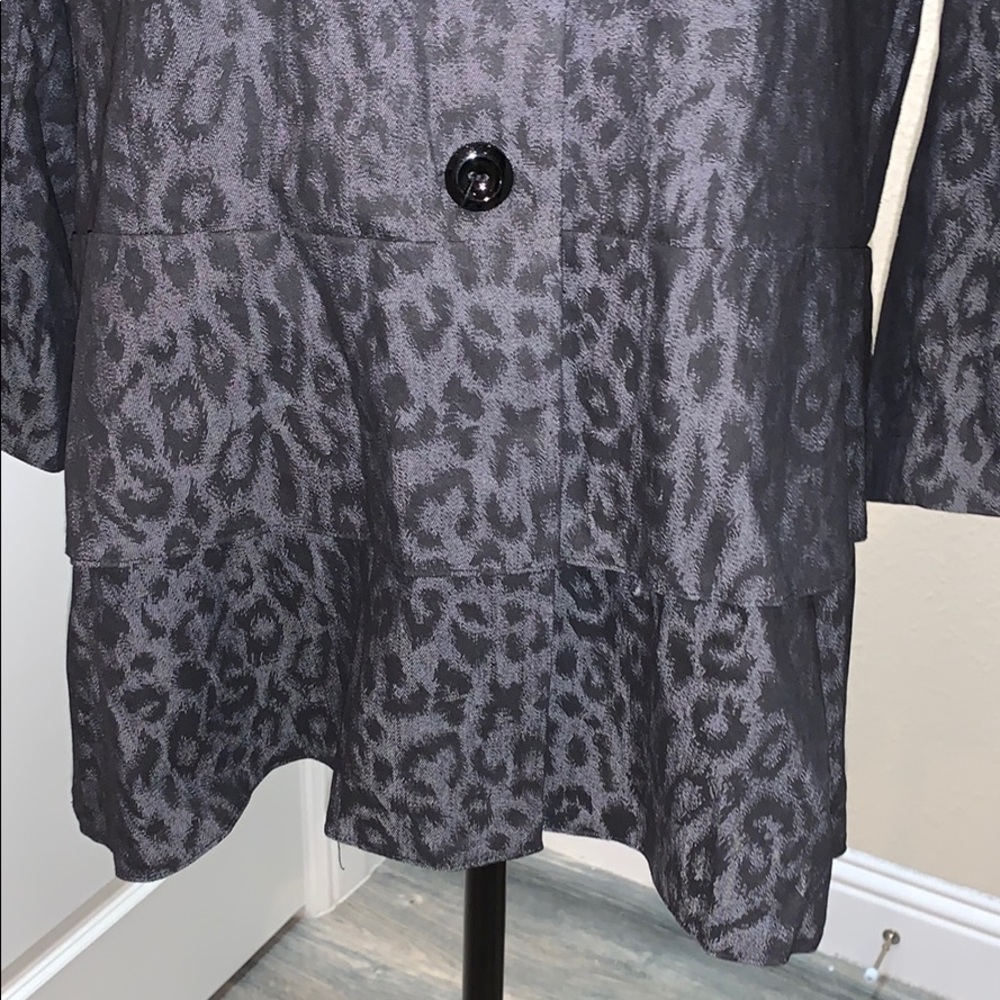 Jacket - Picture 4 of 8